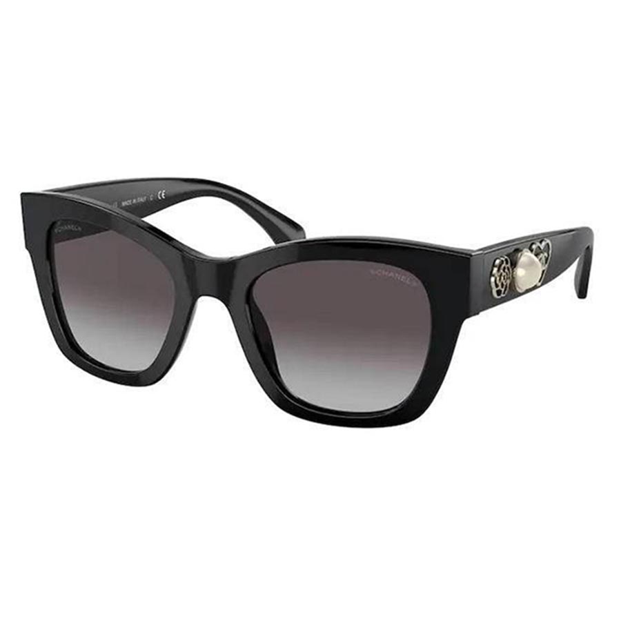 Sunglasses Chanel Grey in Plastic  29804744